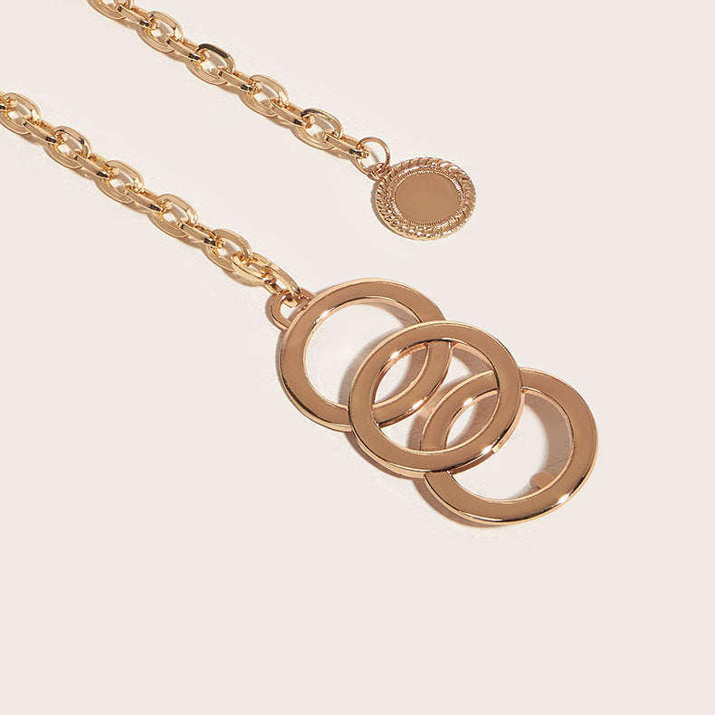 "Cléopâtre" – Élégance et Charme Intemporel